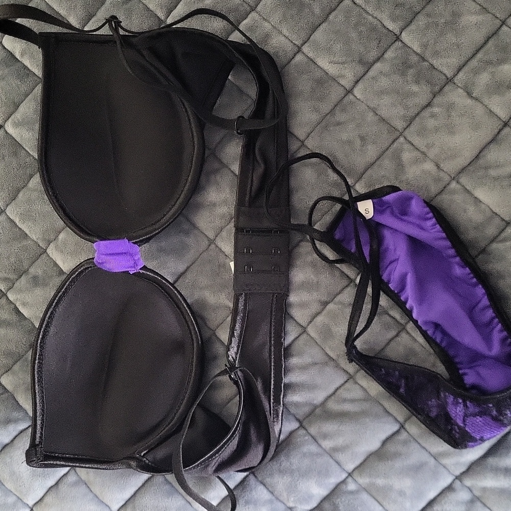 Purple and Black Lace Lingerie Set - Picture 2 of 3